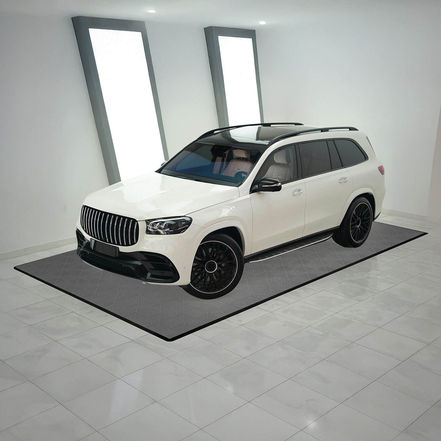 Piastrelle ventilate grigie 6m x 6m per garage doppio e officine, antiscivolo.