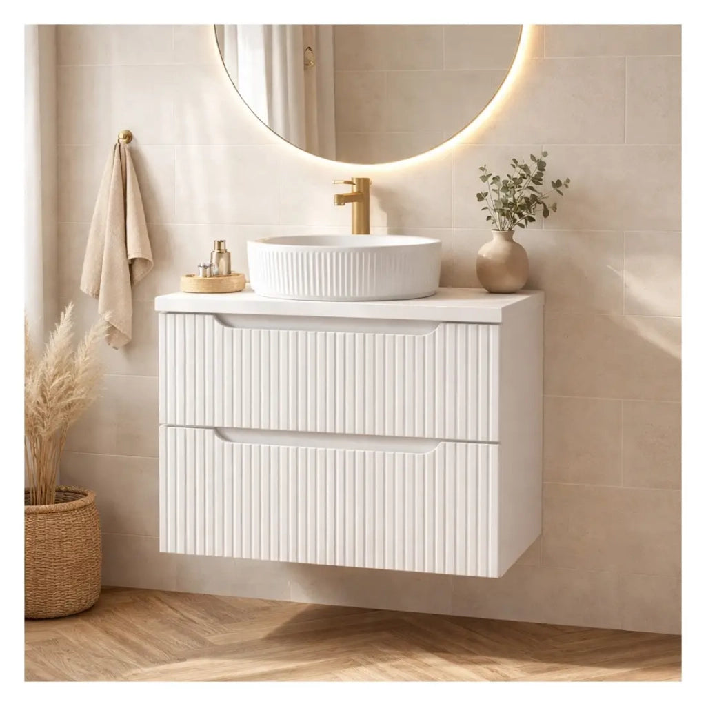 Set da bagno VANO bianco 80cm: mobile sottolavabo con cassetti scanalati + piano per lavabo bianco alpino opaco