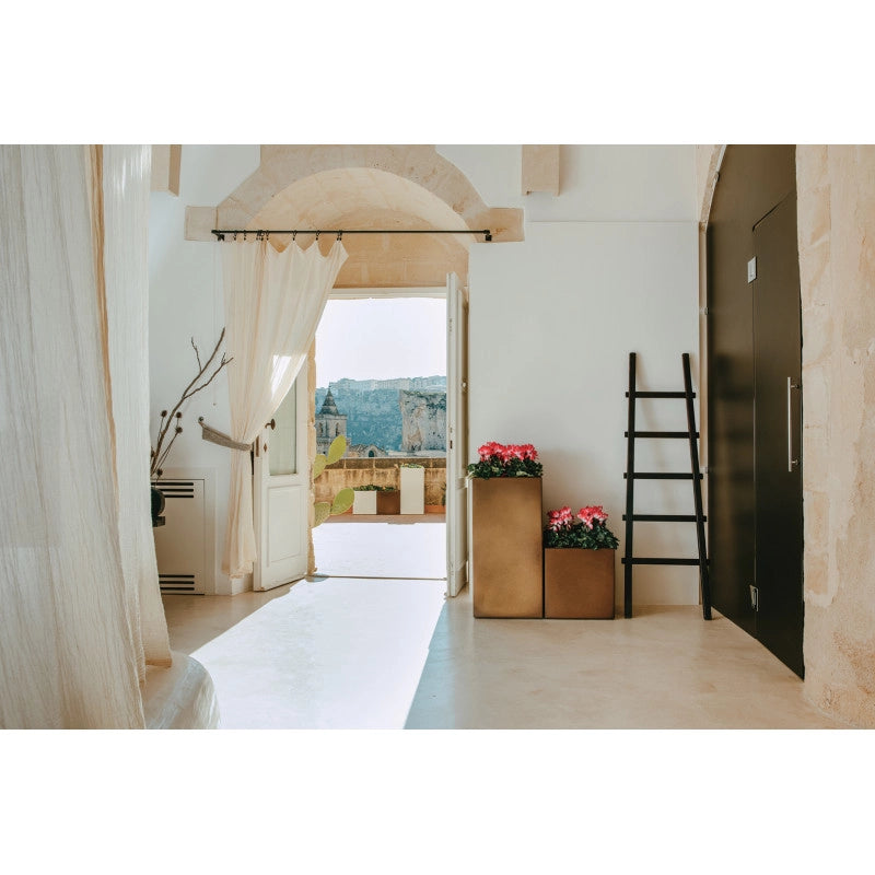 Vaso alto moderno di design 40x40 H80 in polimero marrone resistente per interno ed esterno - Made in Italy - Monacis