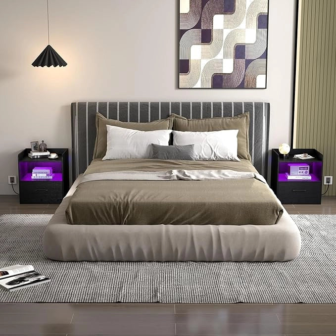 Comodino a 3 Livelli, Tavolino da Notte con Mensola Aperta e Cassetto Estraibile, Tavolino da Salotto con Luce, Telecomando, 44,5 x 40 x 50 cm, per Soggiorno e Camera da Letto