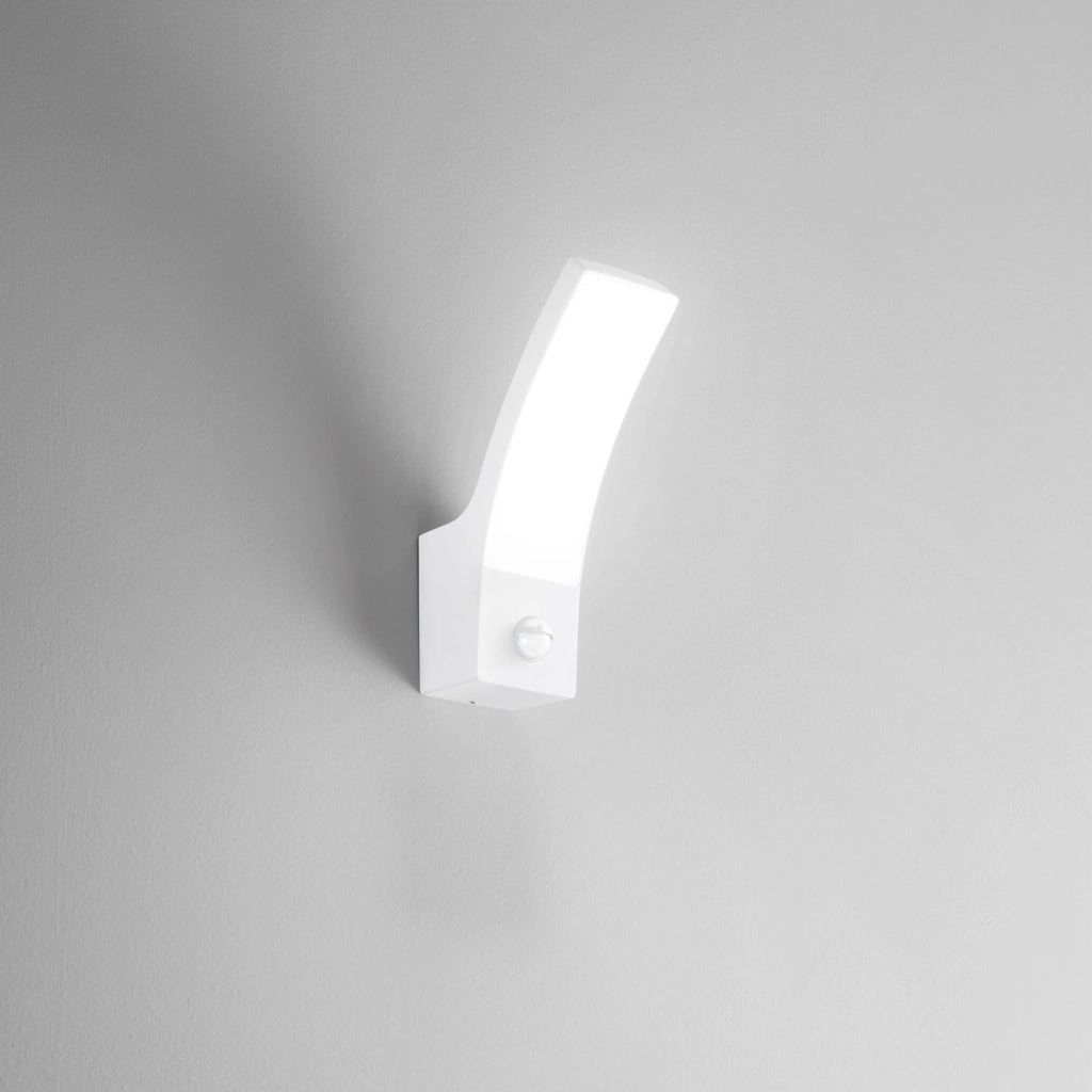 APPLIQUE LED SAIL BIANCA 12W 1440LM CCT 3000K / 4000K IP65 CON SENSORE 8X16X24,5CM