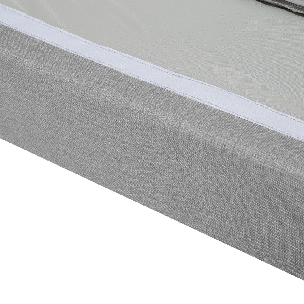 Divano ad angolo Rivestimento in tessuto grigio chiaro Gambe in legno scuro Chaise longue a 3 posti a versione sinistra Cuscino schienale