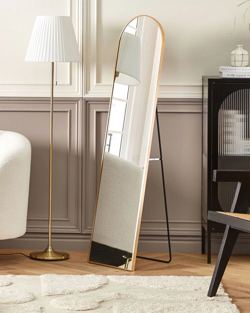 Specchio da terra ovale con telaio in metallo e supporto design moderno con cornice