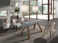 Sedia in tessuto marrone marmorizzato