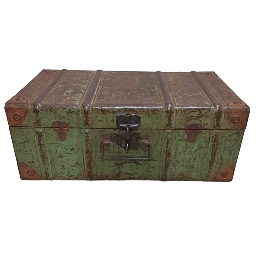 Valigia artigianale in metallo, 67x37x25h cm