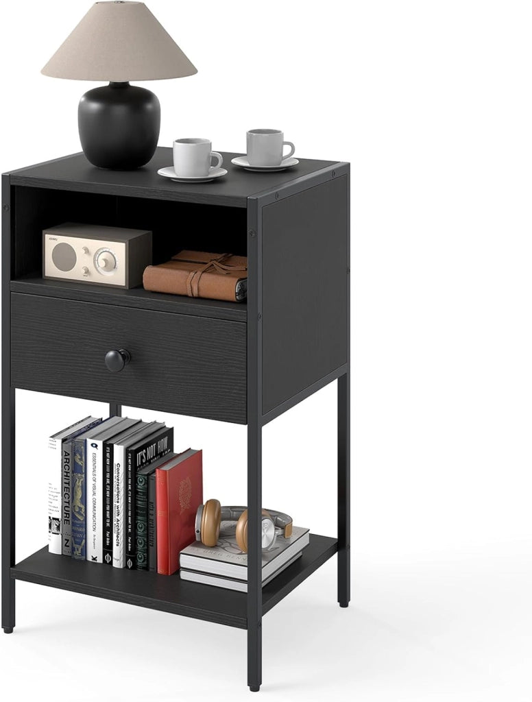 Comodino con Stazione di Ricarica Integrata, Cassetto e Scomparto, Poggiapiedi Regolabili, Stile Industriale per Camera da Letto, Soggiorno e Ufficio, 40 x 32 x 65 cm