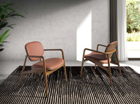 Poltrona in ecopelle marrone e noce