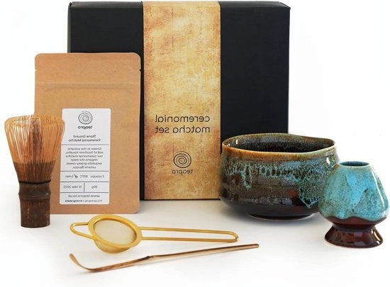 Set di Matcha per Cerimonia con Bastone in Bambù, Cucchiaio in Bambù, Bacinella Ceramica, Supporto per Bacinella, Matcha Cerimoniale 30g, Set di Filtraggio per Tè, Kit di Regalo in Scatola