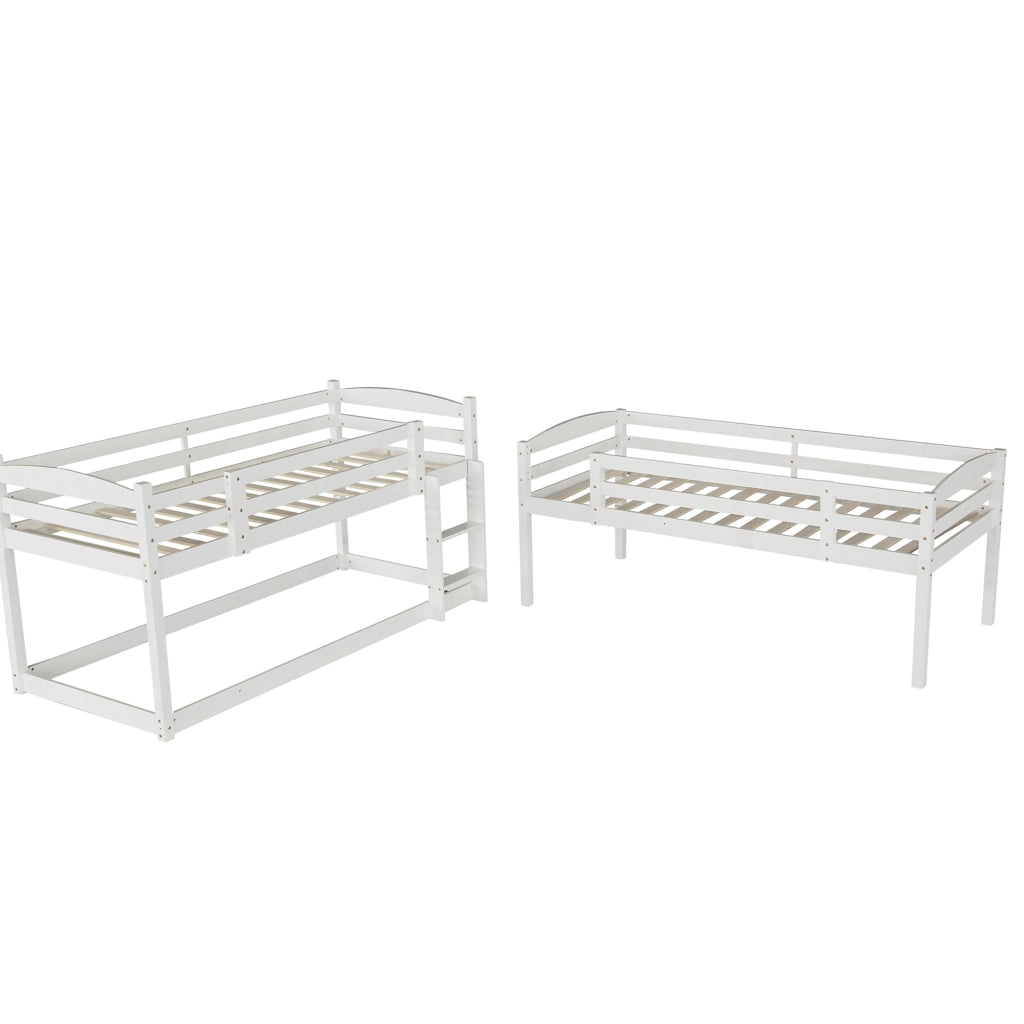 Letto a Castello 90x200 cm; 3 Posti; con Due Scale e Parapetti Alti; in Legno; Bianco