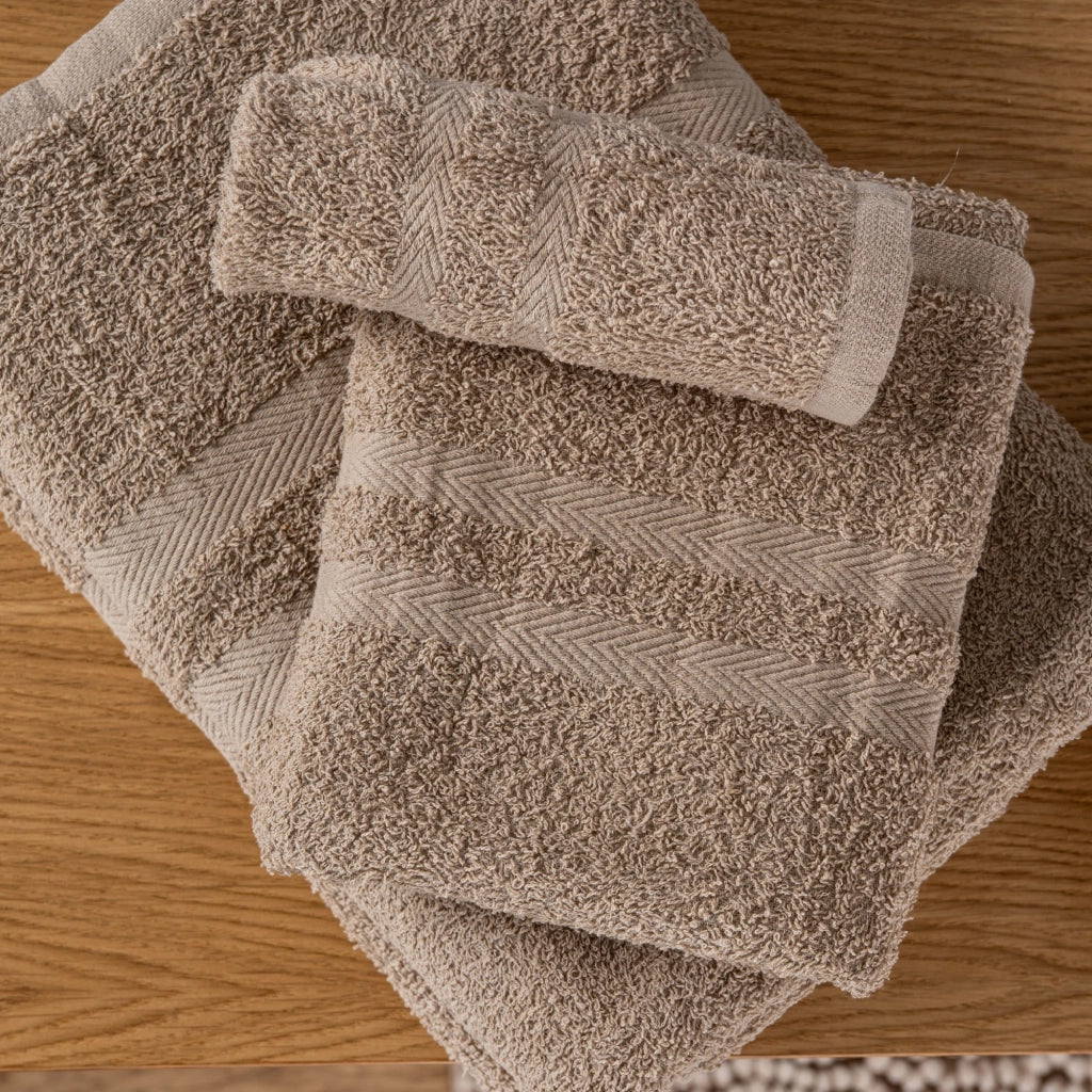 Set Asciugamani Bagno 6 Pezzi in Spugna di Cotone 400 g/m², 2 Teli 70x140 cm, 2 Asciugamani 50x90 cm e 2 Ospiti 30x50 cm, Morbidi e Assorbenti Tortora