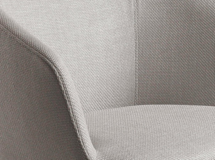 Sedia girevole in tessuto grigio chiaro