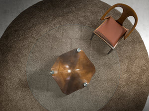 Sedia in similpelle marrone e noce