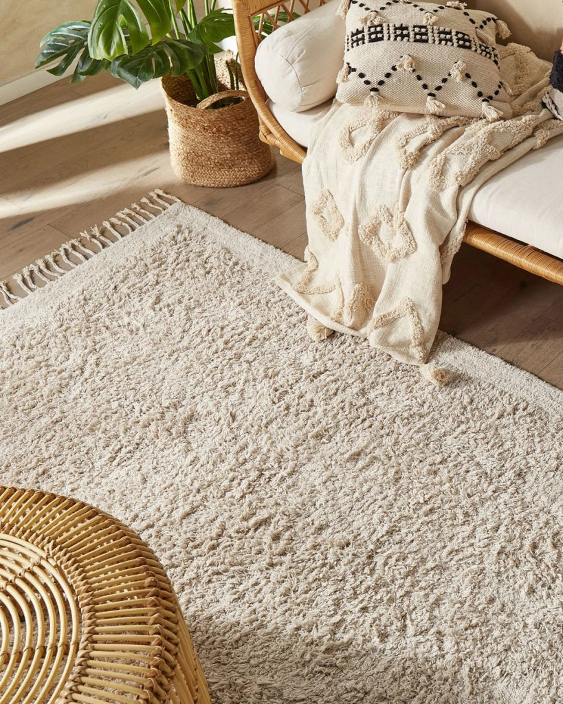 Tappeto rettangolare in cotone beige 140 x 200 cm con frange boho soggiorno camera da letto