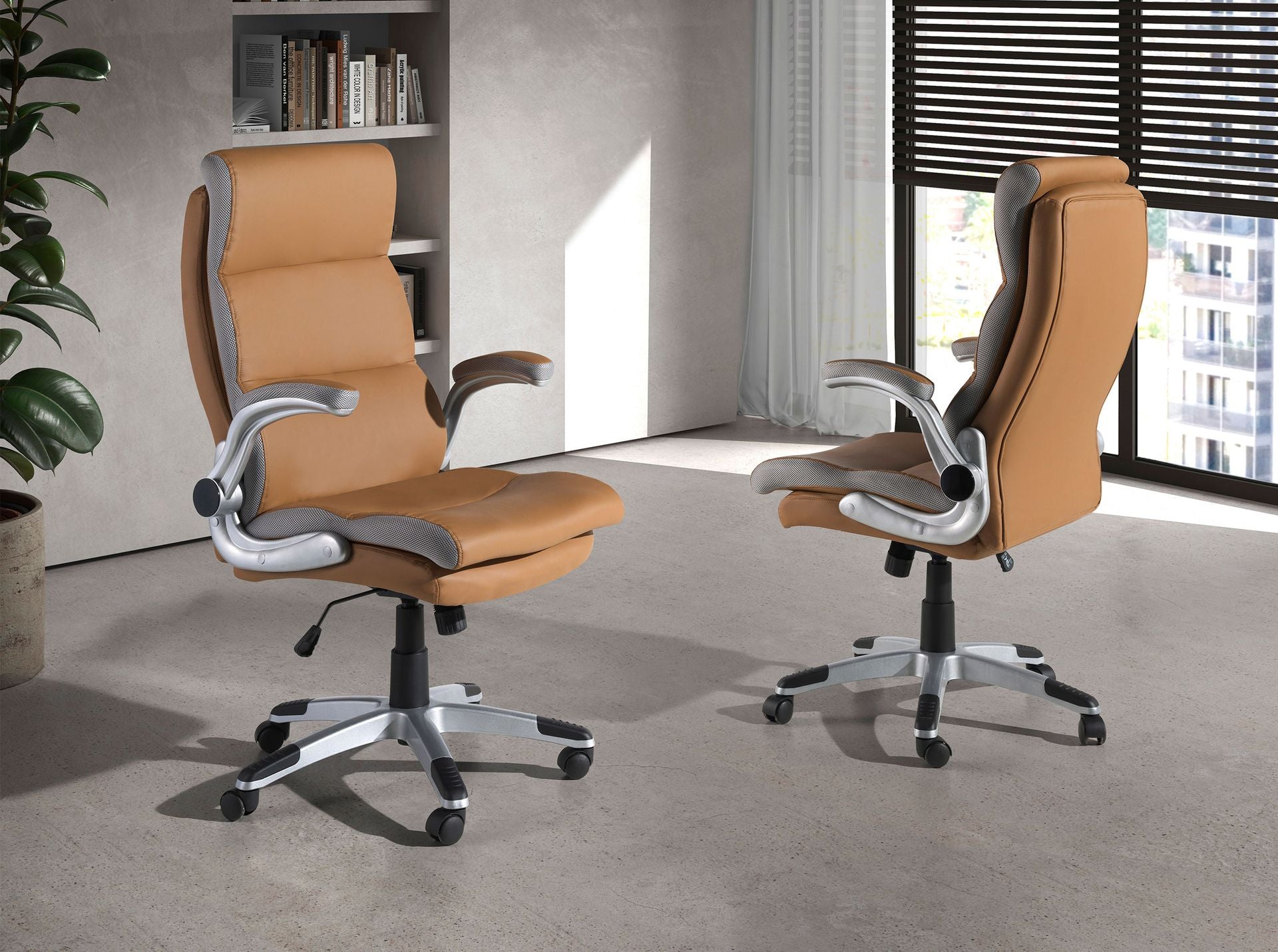 Sedia da ufficio girevole in similpelle marrone