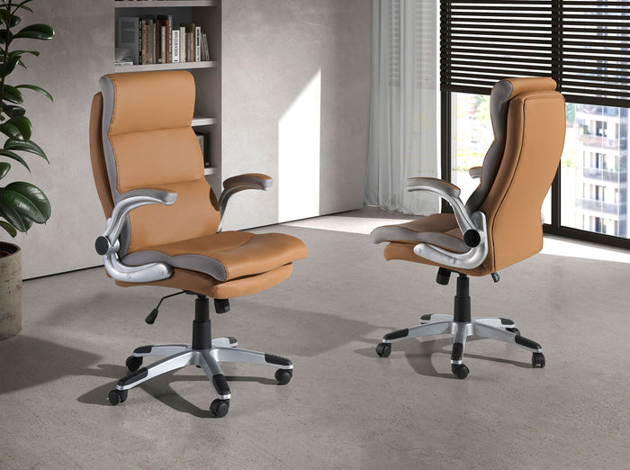 Sedia da ufficio girevole in similpelle marrone