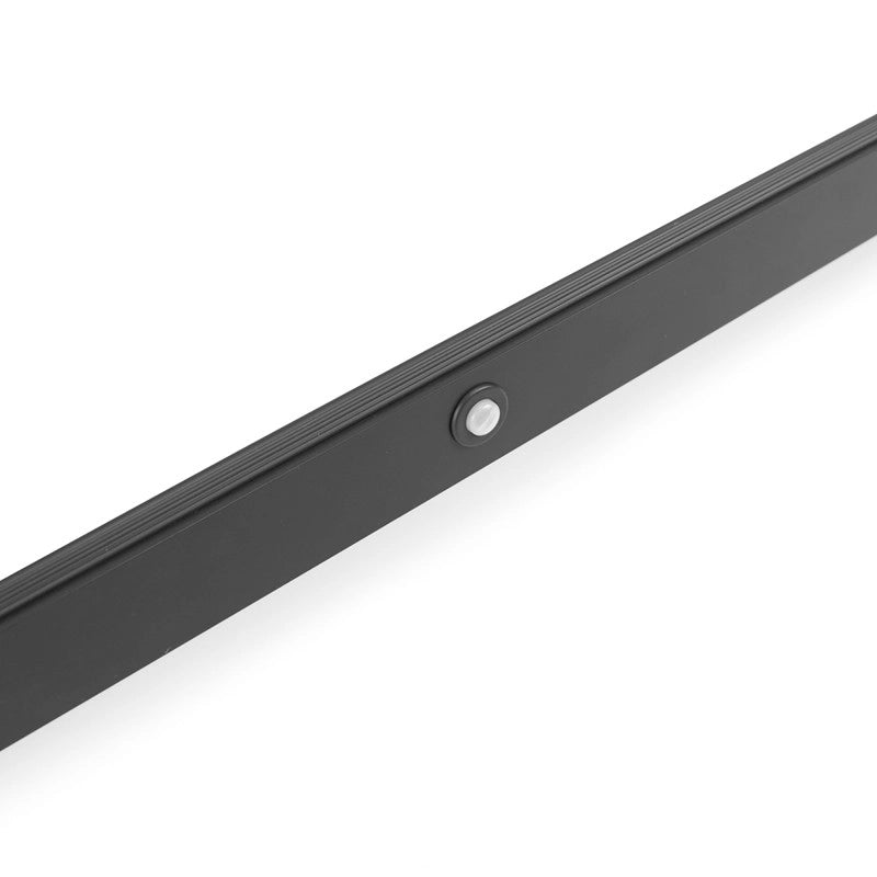 Barra Appendiabiti per armadi con luce LED Castor, batteria estraibile e sensore di movimento, L708 mm, Tecnoplastica ..