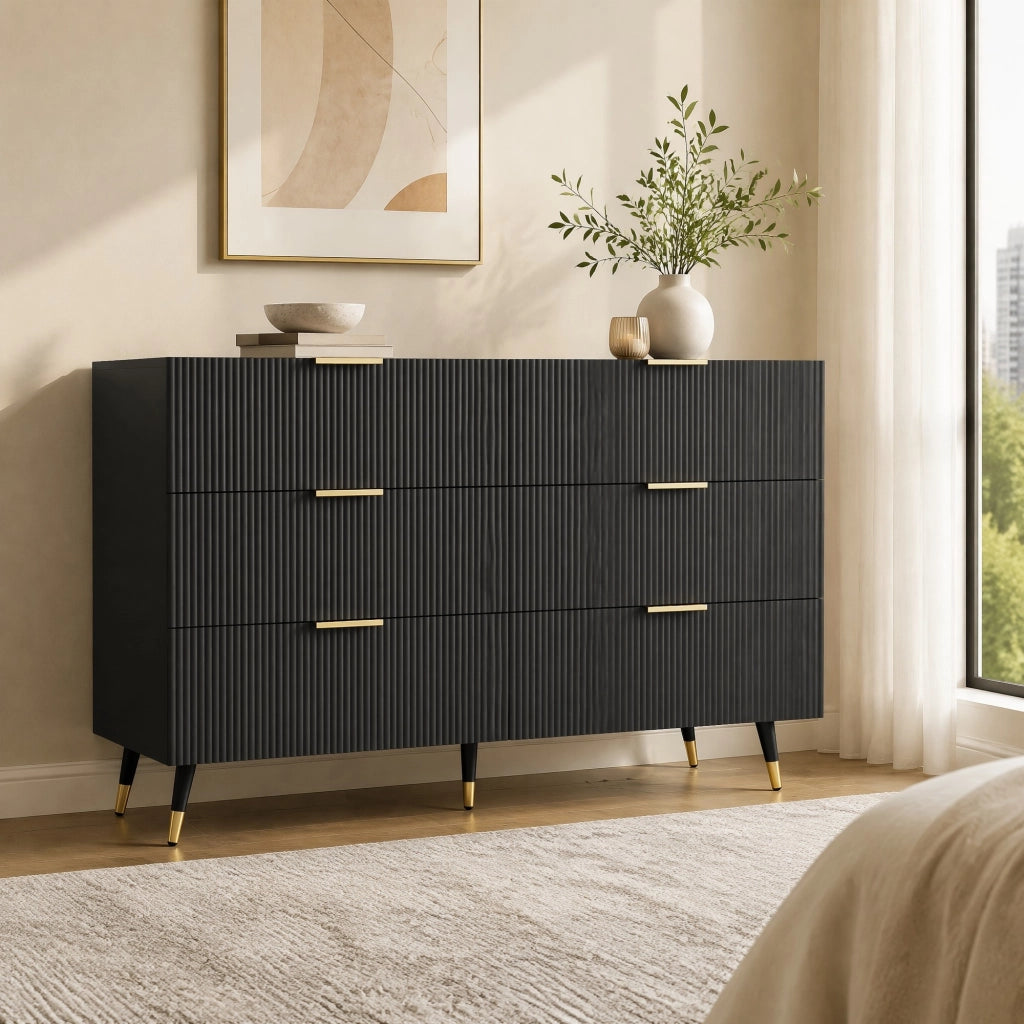 Credenza moderna con 6 cassetti in truciolare nero, gambe alte e dettagli dorati 120 × 40 × 77 cm