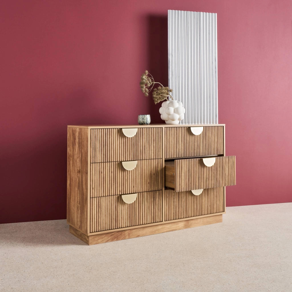Cassettiera effetto legno di mango scanalata 6 cassetti