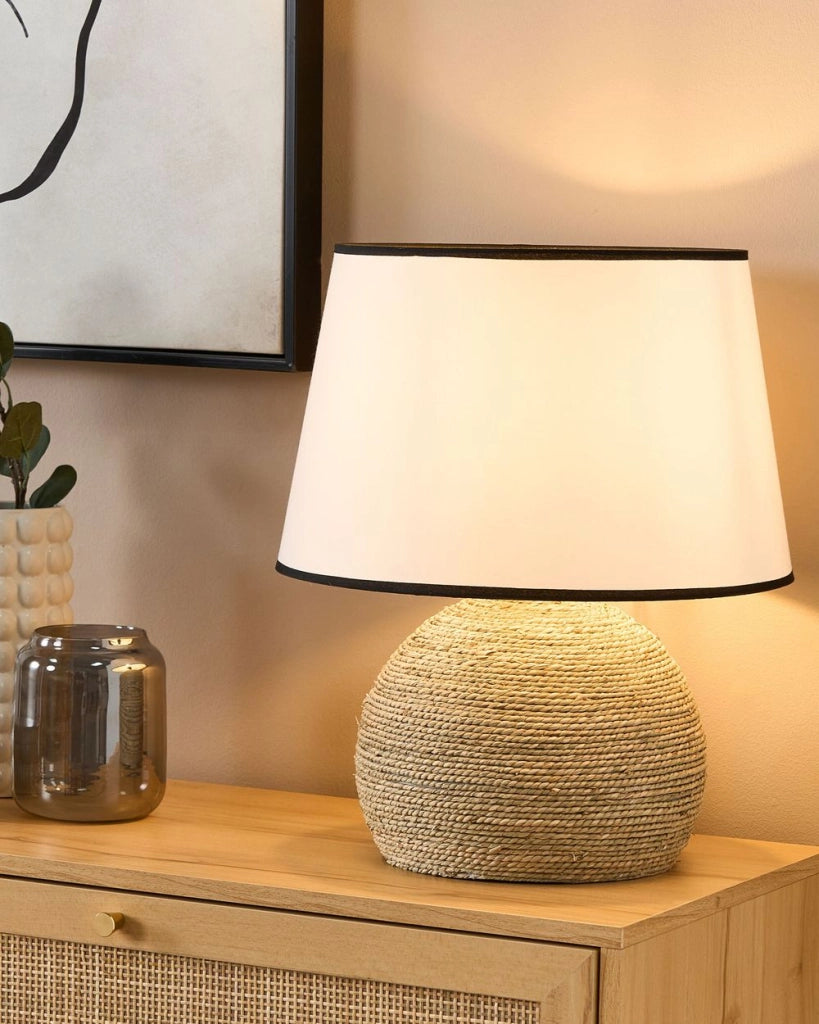 Lampada da tavolo in corda di paglia intrecciata con tessuto naturale stile naturale