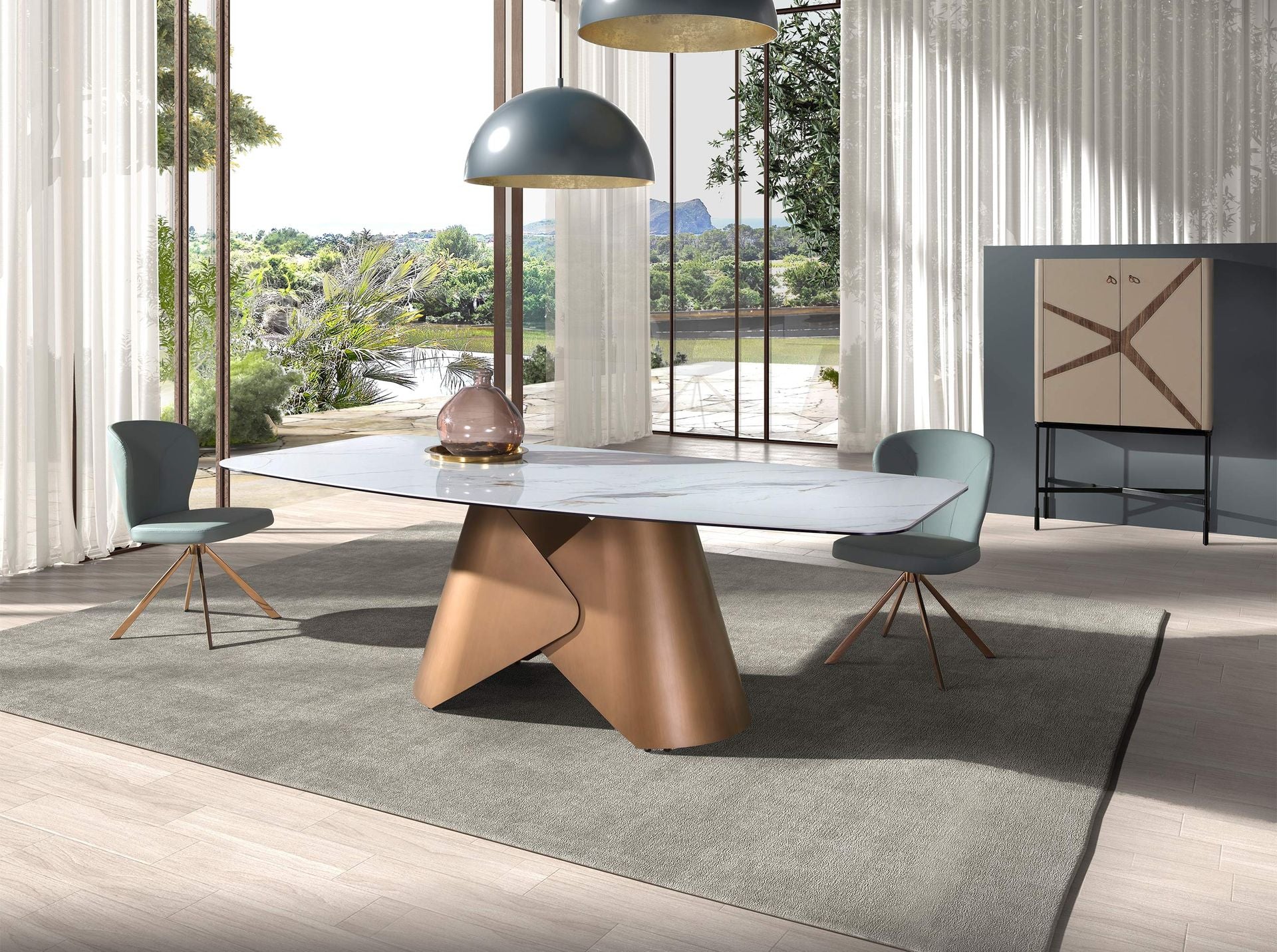 Sedia girevole in similpelle verde chiaro