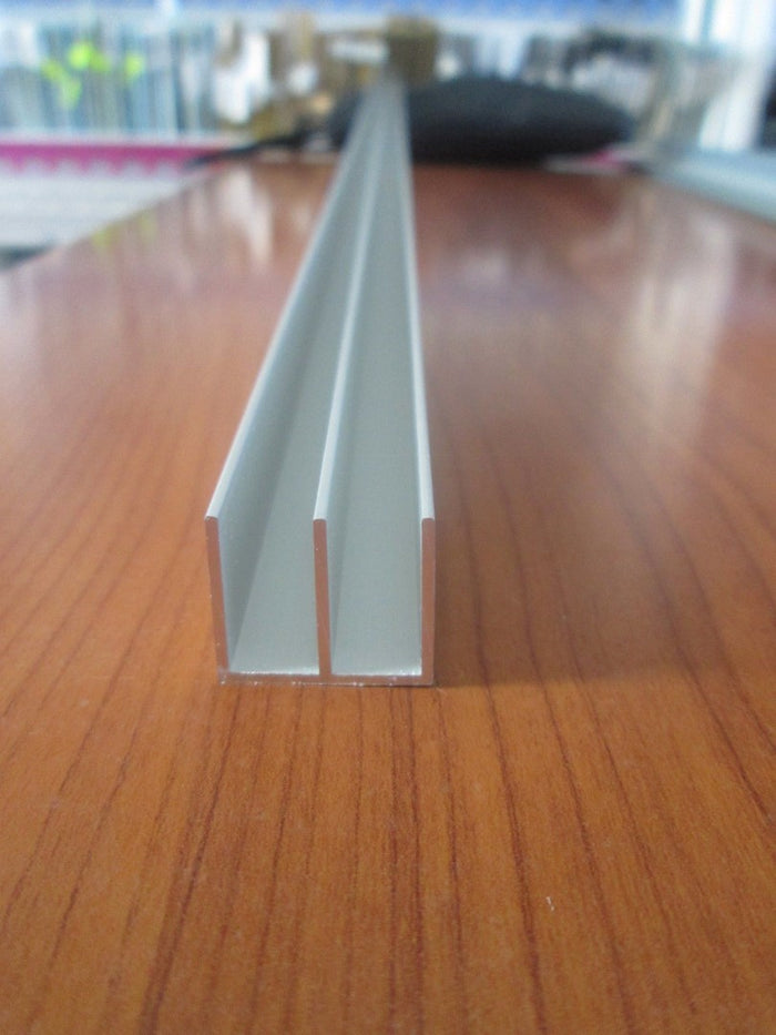 Profilo Da 1 Metro Canalino Doppio U Argentato 20X18X1 Set 5 Pezzi - Arcansas