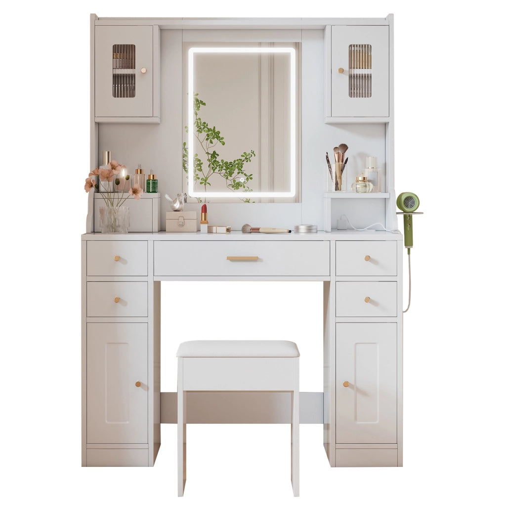 Toeletta con specchio illuminato; 6 cassetti; 4 ante e prese integrate; 105×152×40 cm; bianca