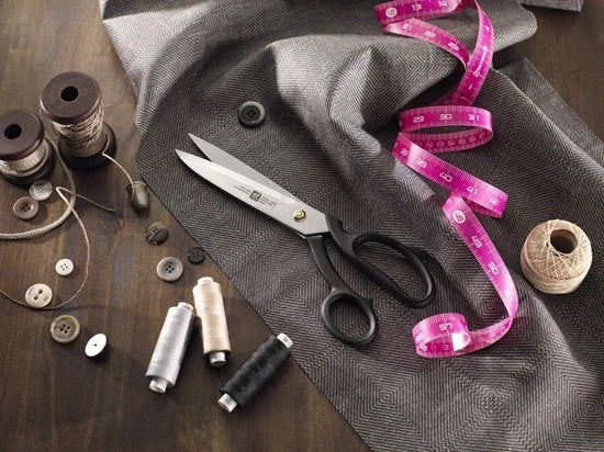 Taglierini da Sarto Classici con Lunghezza 21 cm - Acciaio Inox/Plastica Specializzato - Nero 210 mm