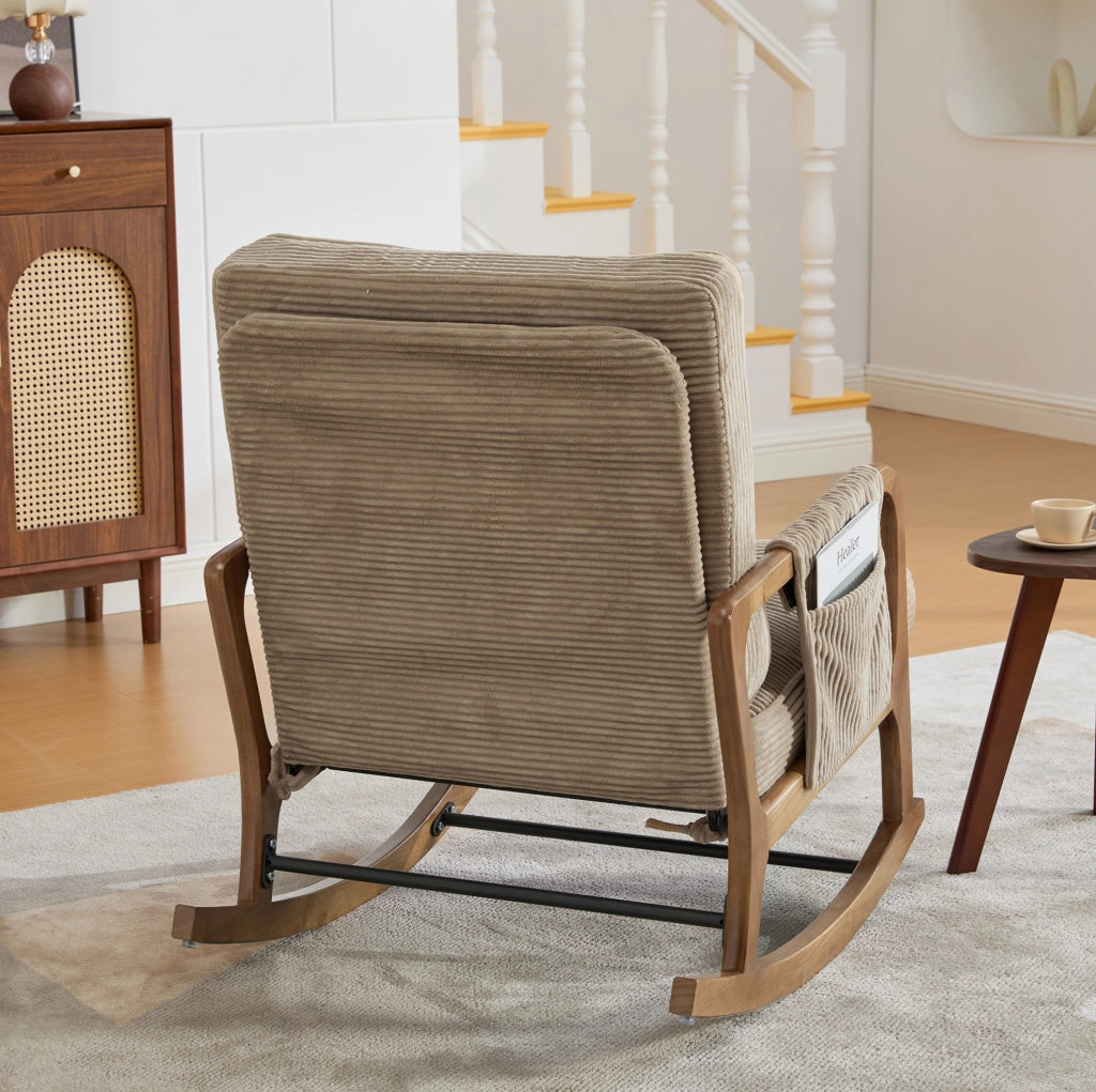 Sedia a dondolo 70x80x92 cm con poggiapiedi; tasca laterale e schienale regolabile in cord khaki