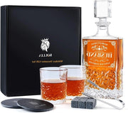 Set di Whisky per Compleanno con Pietre di Whisky in Vetro per Uomo e Donna 

- Contenuto: 1 set di 2 pietre di whisky in vetro 
- Materiale: Vetro 
- Dimensioni: 6,5 x 6,5 cm 
- Colore: Multicolore