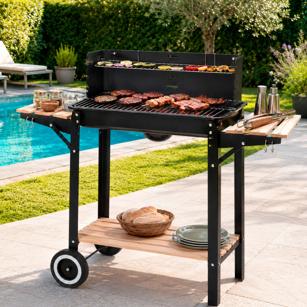 Barbecue A Carbone Con Paravento Antivento Griglia Cromata Ripiani Laterali In Legno Ganci Porta Accessori Ruote Integrate Per Giardino Terrazzo E Campeggio 94 x 40 x 84 Cm Nero