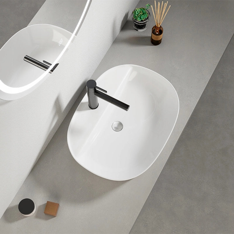 Lavabo da appoggio bianco con foro ovale in ceramica 50 x 38 cm