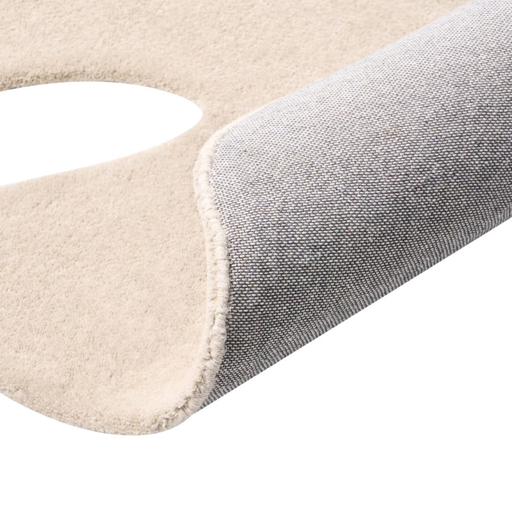 Tappeto a forma di foglia tuftato a mano 160 x 230 cm bianco sporco elemento decorativo