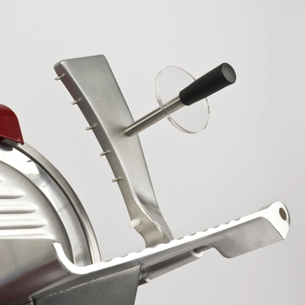G3 ferrari g20157 affettatrice professionale emilia 250, 240 w, lama inox 25 cm, affilatoio integrato, interruttore a 2 pulsanti, spessore taglio 0-12 mm, piedini antiscivolo, rosso