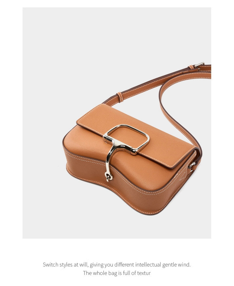 Borsa a tracolla Della da donna in vera pelle, marrone.