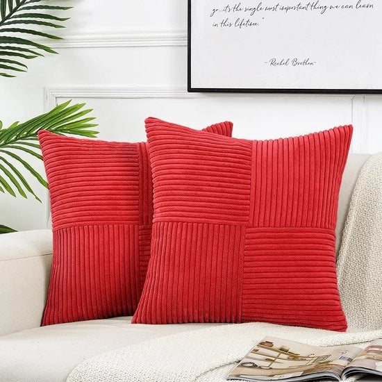 Due copie di coprifuoco decorativi per divano letto, stile rustico boho, decorazione per la camera da soggiorno, tessuto corduroy morbido con patchwork di texture quadrata (60x60 cm) - Grande rosso