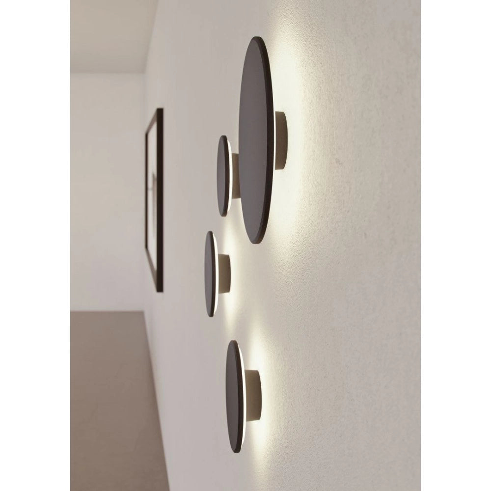 Mac Wall Corten - Applique a led da muro 15W CCT Switch 2700K/3200K/4000K in alluminio, Luce murale a 360 Gradi - Beneito & Faure