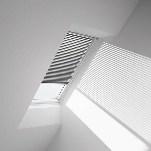 Tenda Veneziana Bianca Elettrica 114X118 Tetto Casa Arredo Design - Velux Italia