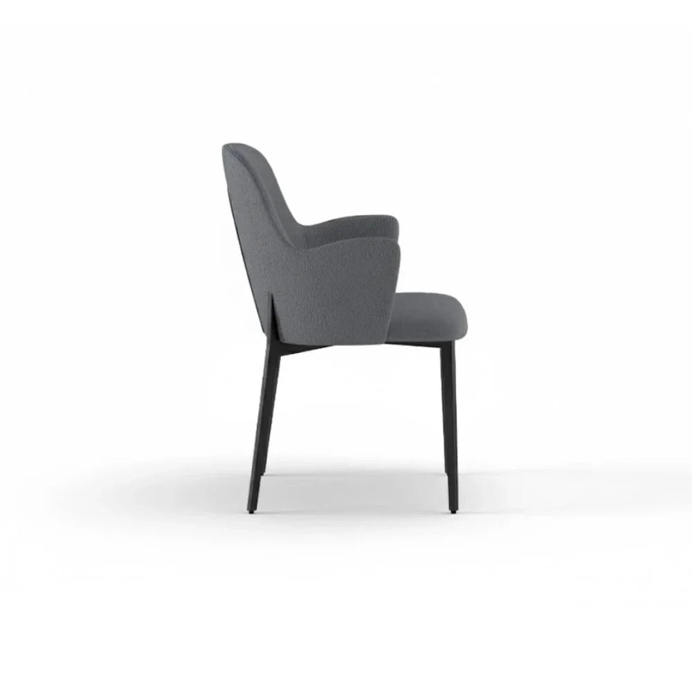 Set di 4 sedie da pranzo imbottite in tessuto grigio chiaro Flow con struttura in metallo facili da pulire | Duzzle