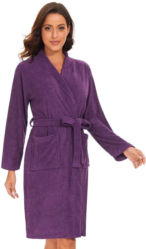 Camicia da bagno leggera per donna 

Specifiche tecniche: 
- Materiale: badstof
- Lunghezza: knielang (giusto di gamba)
- Colore: paars (blu scuro o viola)