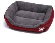 Cuscino per cani quadrato in velluto rosso (S, 43 x 32 cm) adatto per cani e gatti di taglia media e piccola