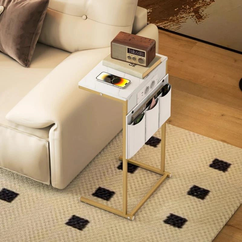 TAVOLINO DA SALOTTO A FORMA DI C EFFETTO MARMO CON PRESE DI CORRENTE E USB INTEGRATE, BIANCO