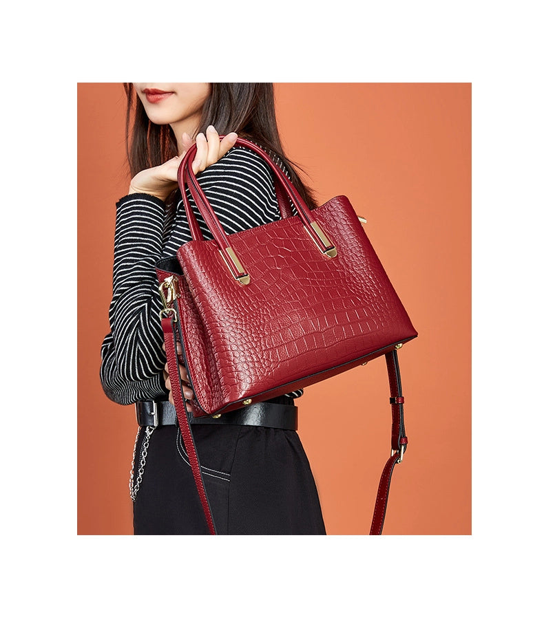 Borsa a tracolla da donna in vera pelle, colore rosso