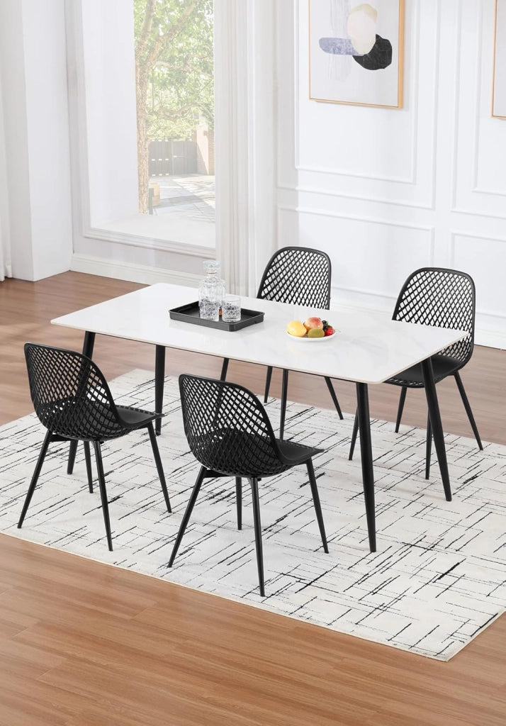 Confezione da 4 Sedie da Pranzo Sedie da Cucina con Gambe in Metallo Schienale Curvo con Design Ritagliato Seduta in PP di Alta Qualità, Sedie da Salotto e da Camera da Letto, Nero K0023EZS-4