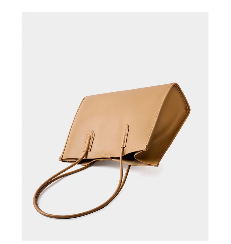 Borsa a tracolla da donna in vera pelle, colore bronzo.
