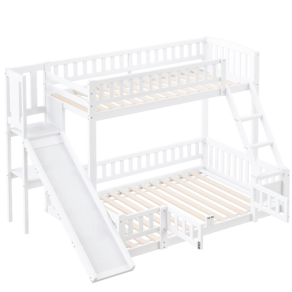 Letto a castello 140x200 cm con scivolo; scala e ripiani in pino e MDF bianco