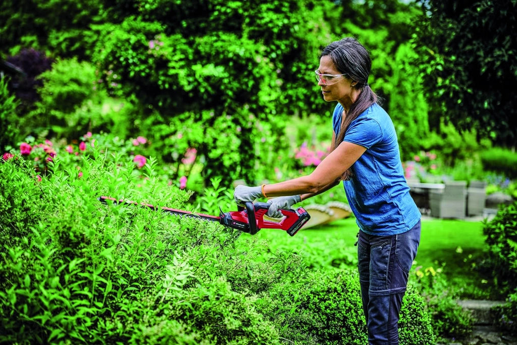 Einhell TAGLIASIEPI A BATTERIA GC-CH 18/40 LI SOLO 18 V lunghezza lama cm. 46 - taglio cm. 40
