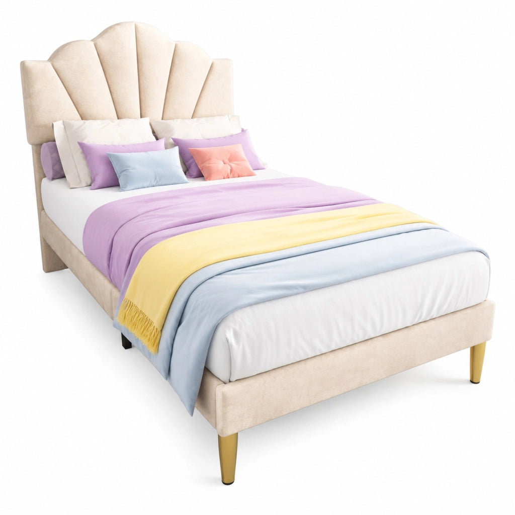Letto imbottito in velluto beige 90x200 cm con testiera a conchiglia e gambe in ferro dorato