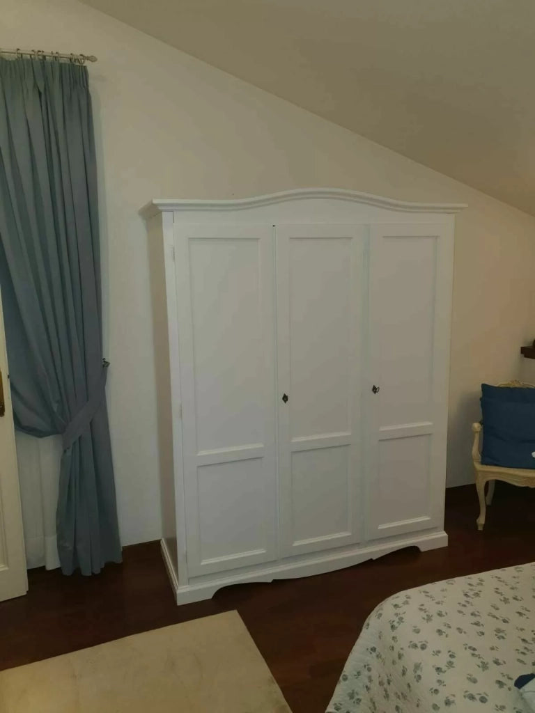 Armadio 3 ante in legno bianco shabby gendarme 158x56x197h (1313) - Mobili 2G