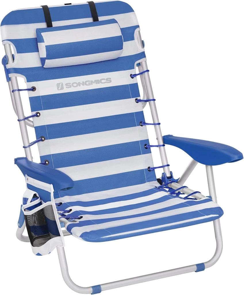 SONGMICS Sedia da spiaggia, sedia da campeggio pieghevole, con tracolla, schienale regolabile, poggiatesta, bracciolo, 2 tasche laterali, blu e bianco GCB62BU