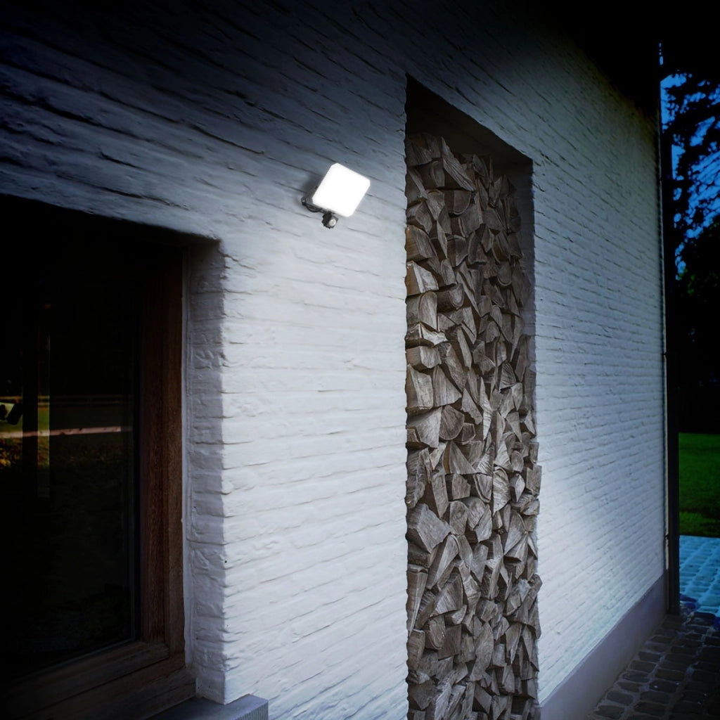 Faro LED 50W con sensore PIR 5000K 4100lm IP65 Videx